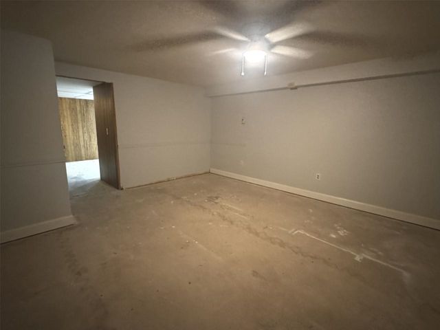 13 Sugartree Ln Unit G4, Essex Junction, VT 05452
