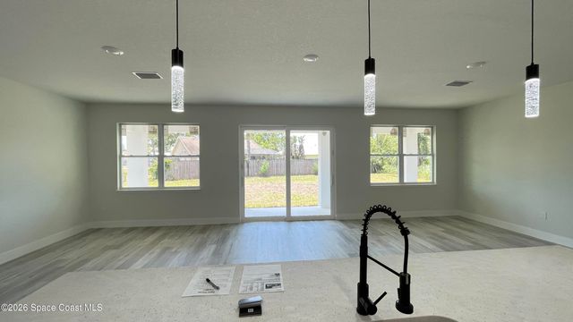 349 SW Galena Street SW, Palm Bay, FL 32908