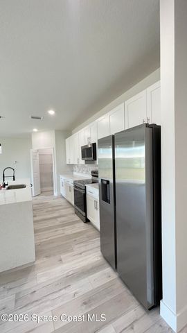 349 SW Galena Street SW, Palm Bay, FL 32908