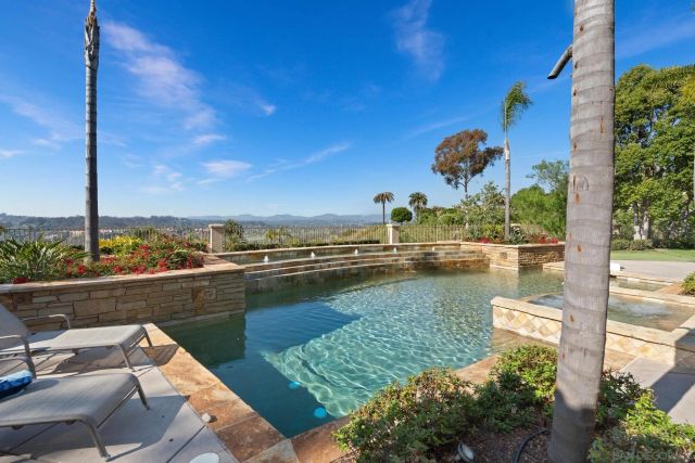 4690 Rancho Del Mar Trl, San Diego, CA 92130