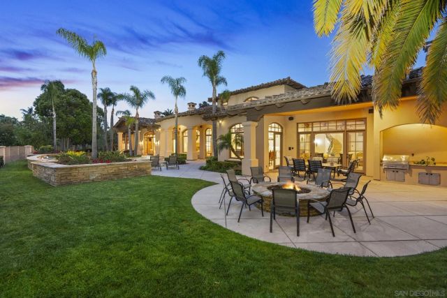 4690 Rancho Del Mar Trl, San Diego, CA 92130