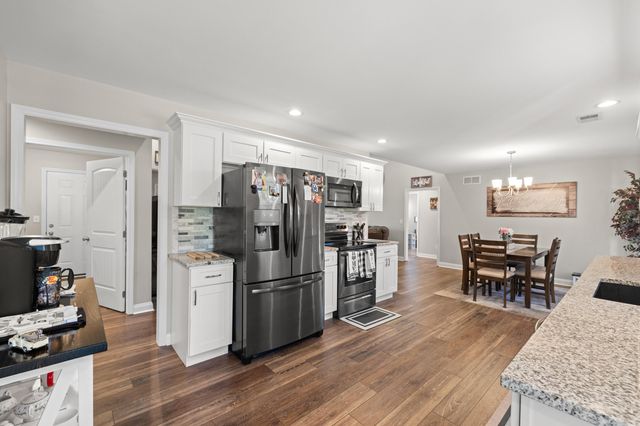 284 Bardstown Road, Harrodsburg, KY 40330