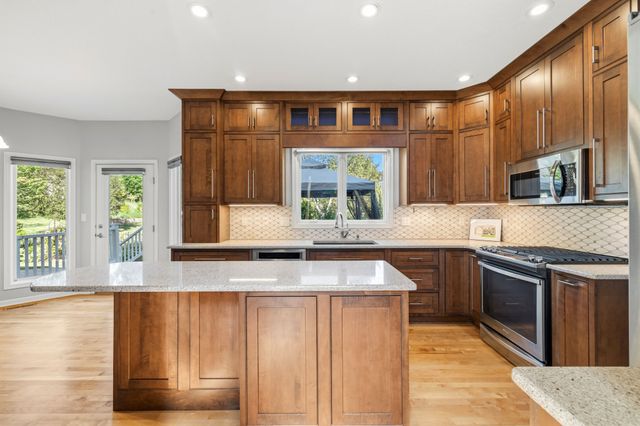 4002 Edgewater Drive, Ames, IA 50010