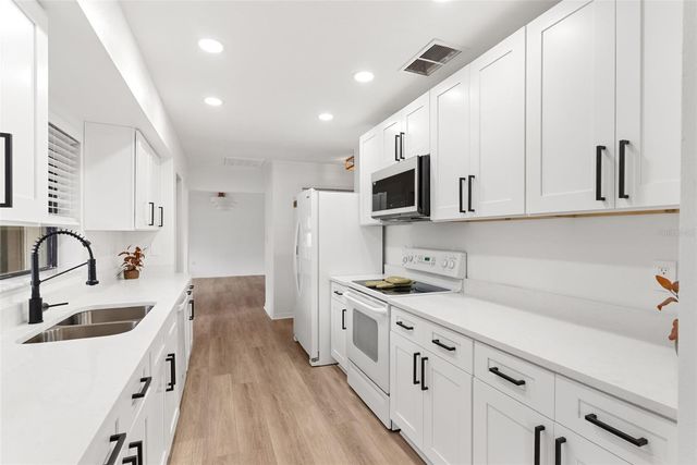 4406 CHARRO LANE, Plant City, FL 33565