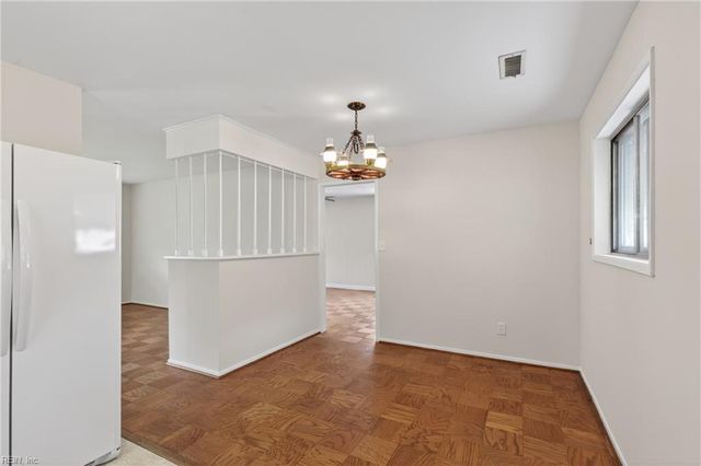 2800 Country Club DR, Suffolk, VA 23435