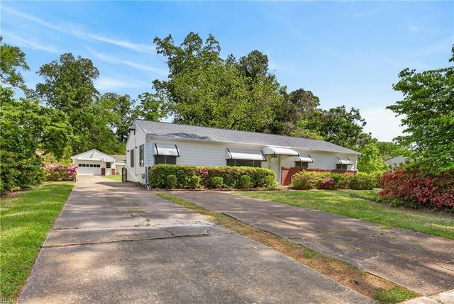2800 Country Club DR, Suffolk, VA 23435