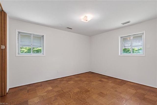 2800 Country Club DR, Suffolk, VA 23435