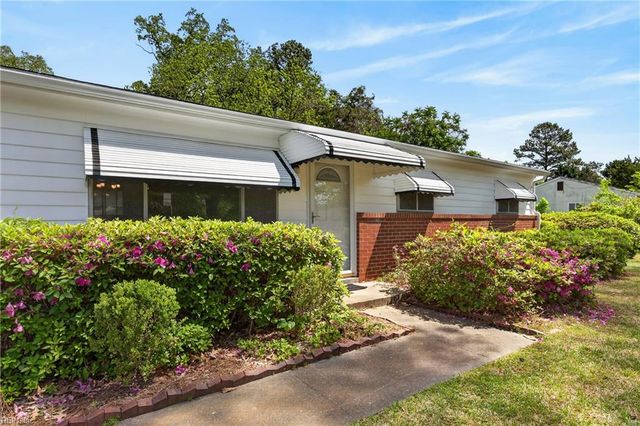 2800 Country Club DR, Suffolk, VA 23435