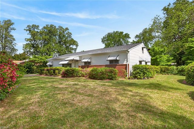 2800 Country Club DR, Suffolk, VA 23435