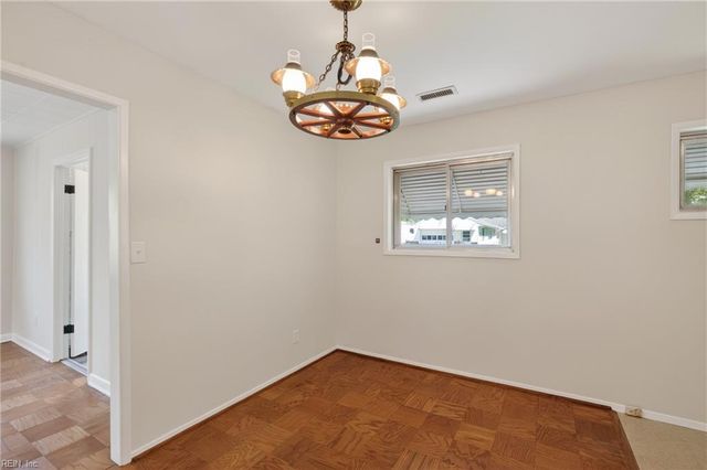 2800 Country Club DR, Suffolk, VA 23435