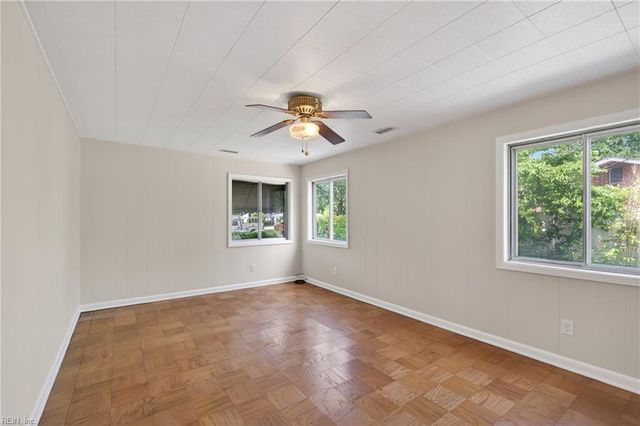 2800 Country Club DR, Suffolk, VA 23435