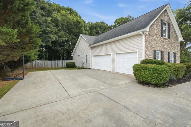 2620 Snowcrest Place, Bethlehem, GA 30620