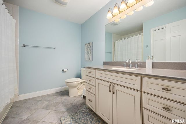 303 W ASPEN Way, Peoria, IL 61614