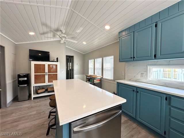 10831 Vireo CIR, Estero, FL 33928