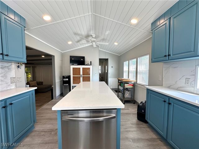 10831 Vireo CIR, Estero, FL 33928