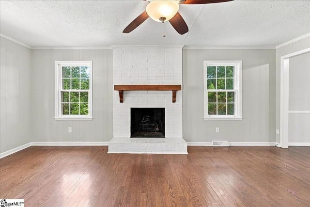 107 Windsor Street, Simpsonville, SC 29681