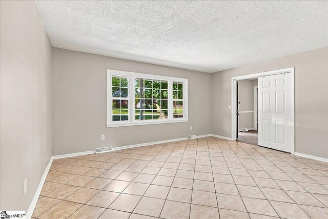 107 Windsor Street, Simpsonville, SC 29681