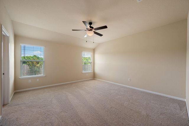 533 Luna Vista DR, Hutto, TX 78634