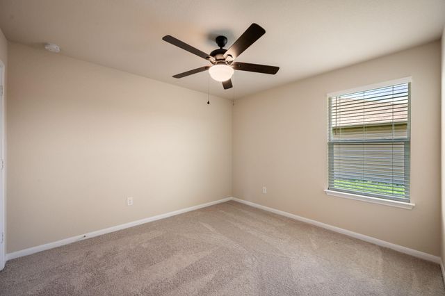 533 Luna Vista DR, Hutto, TX 78634