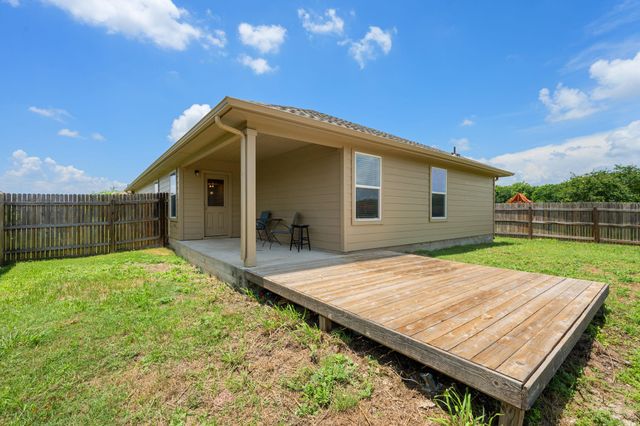 533 Luna Vista DR, Hutto, TX 78634