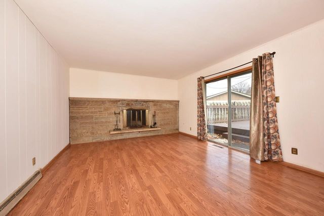 8115 W Acacia STREET, Milwaukee, WI 53223