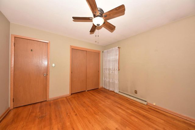 8115 W Acacia STREET, Milwaukee, WI 53223