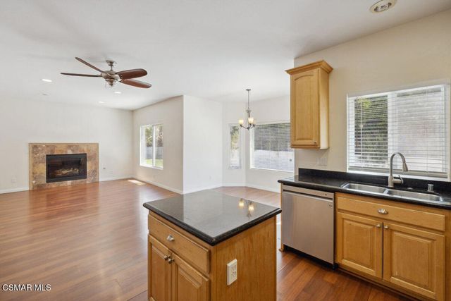 526 Houston Drive, Thousand Oaks, CA 91360