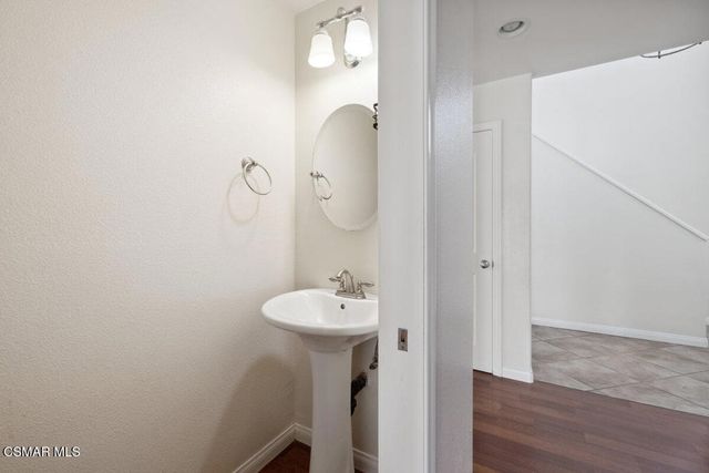 526 Houston Drive, Thousand Oaks, CA 91360