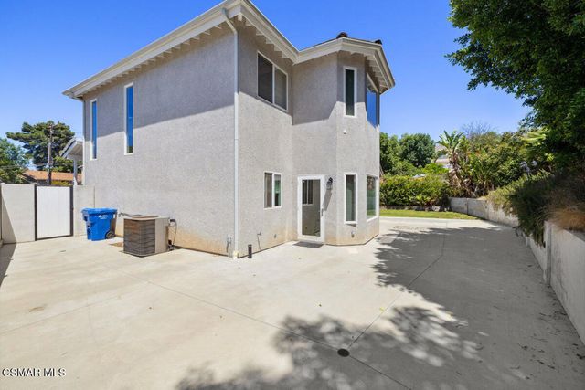 526 Houston Drive, Thousand Oaks, CA 91360