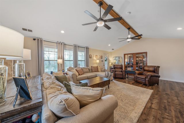 11747 E state highway 64, Tyler, TX 75707