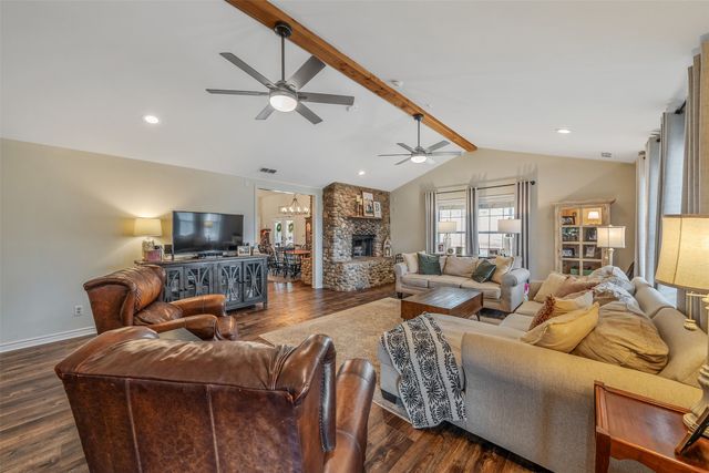 11747 E state highway 64, Tyler, TX 75707