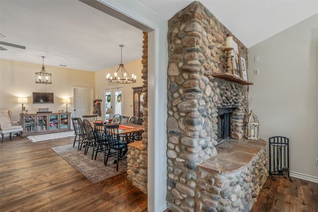 11747 E state highway 64, Tyler, TX 75707