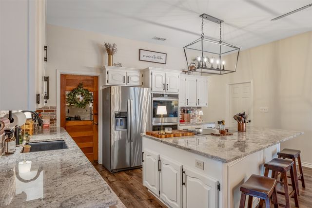 11747 E state highway 64, Tyler, TX 75707