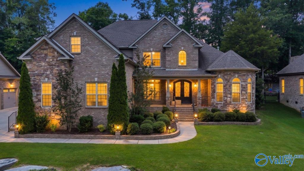 7036 Ridge Crest Road, Owens Cross Roads, AL 35763