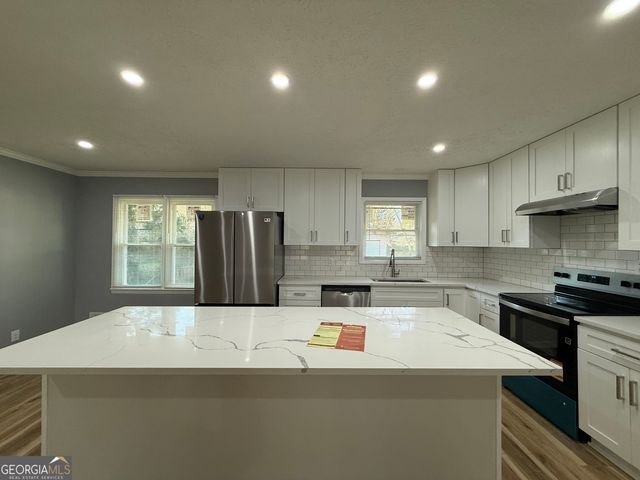 2756 Kathie Lane, Ellenwood, GA 30294