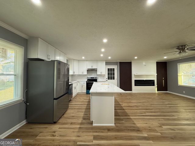 2756 Kathie Lane, Ellenwood, GA 30294