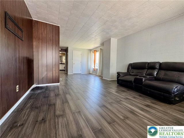 408 East 5th Street, Northampton Boro, PA 18067
