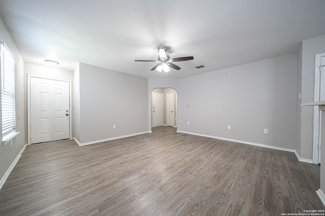 6719 Walnut Valley, San Antonio, TX 78242