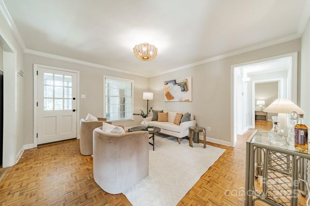 636 Reynolds Drive, Charlotte, NC 28209