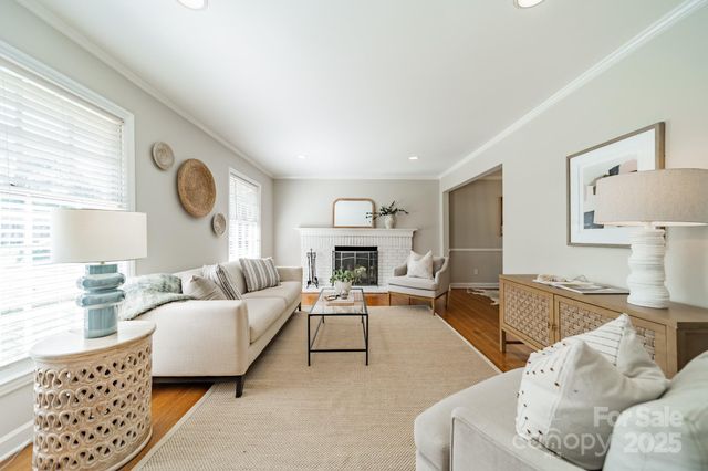 636 Reynolds Drive, Charlotte, NC 28209