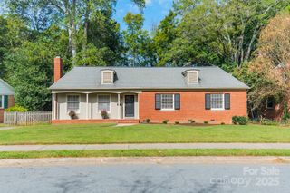 636 Reynolds Drive, Charlotte, NC 28209