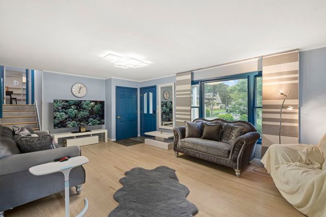 13064 S 71ST Avenue, Palos Heights, IL 60463