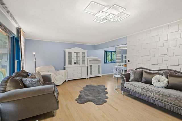 13064 S 71ST Avenue, Palos Heights, IL 60463