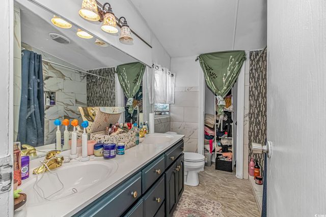 8372 Cherrywood Dr., Myrtle Beach, SC 29588