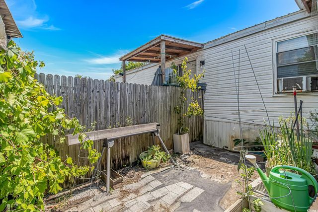 8372 Cherrywood Dr., Myrtle Beach, SC 29588