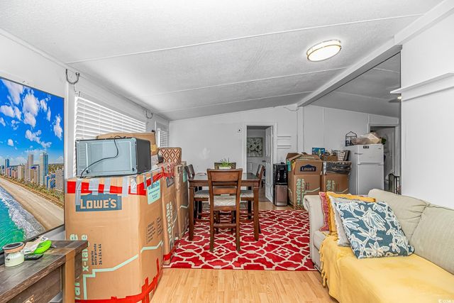 8372 Cherrywood Dr., Myrtle Beach, SC 29588