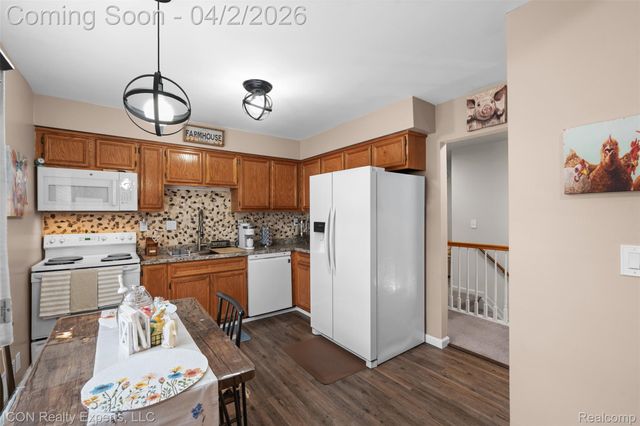 31873 Tall Pines Court, Roseville, MI 48066