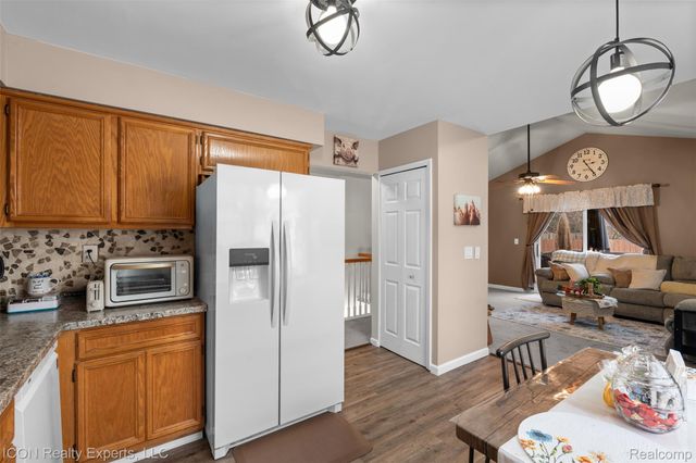 31873 Tall Pines Court, Roseville, MI 48066