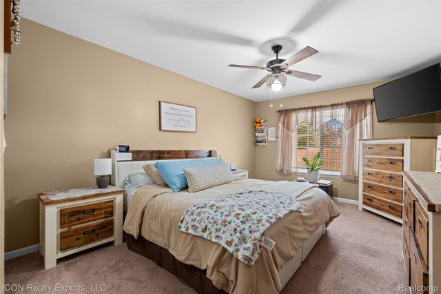 31873 Tall Pines Court, Roseville, MI 48066