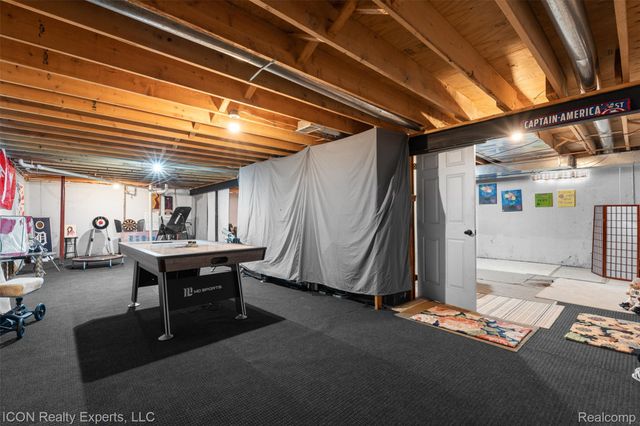 31873 Tall Pines Court, Roseville, MI 48066